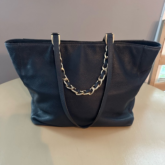 Ladies Michael Kors Purse - Picture 2 of 7